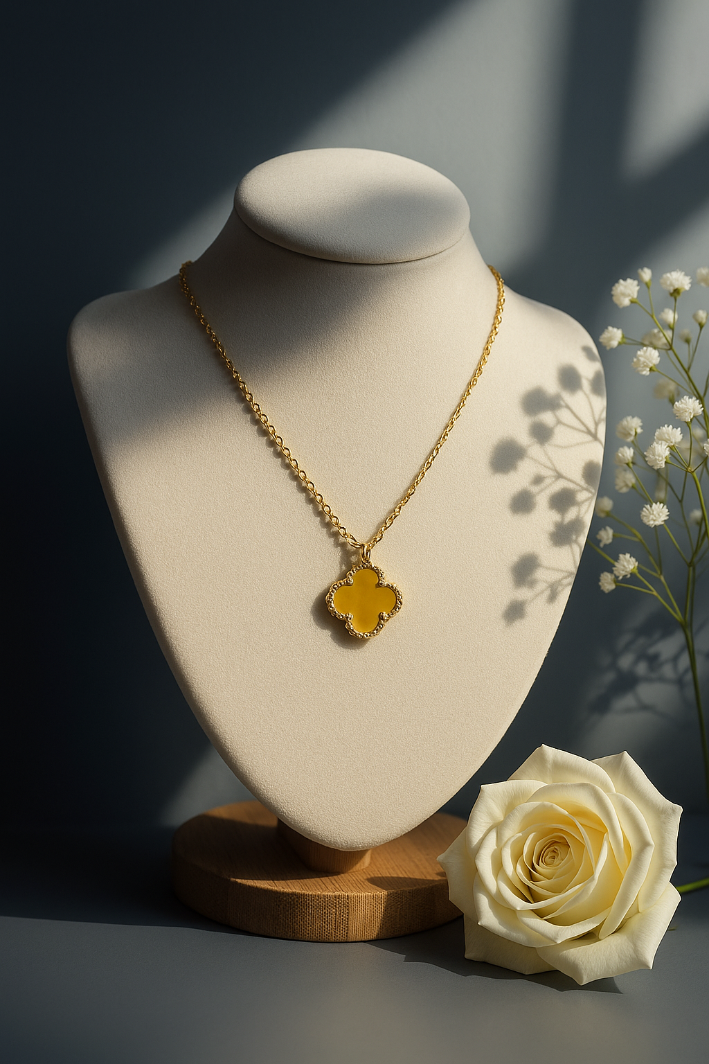 Yellow Clover Enamel Pendant Necklace – Gold-Plated Lucky Charm | Pratiru