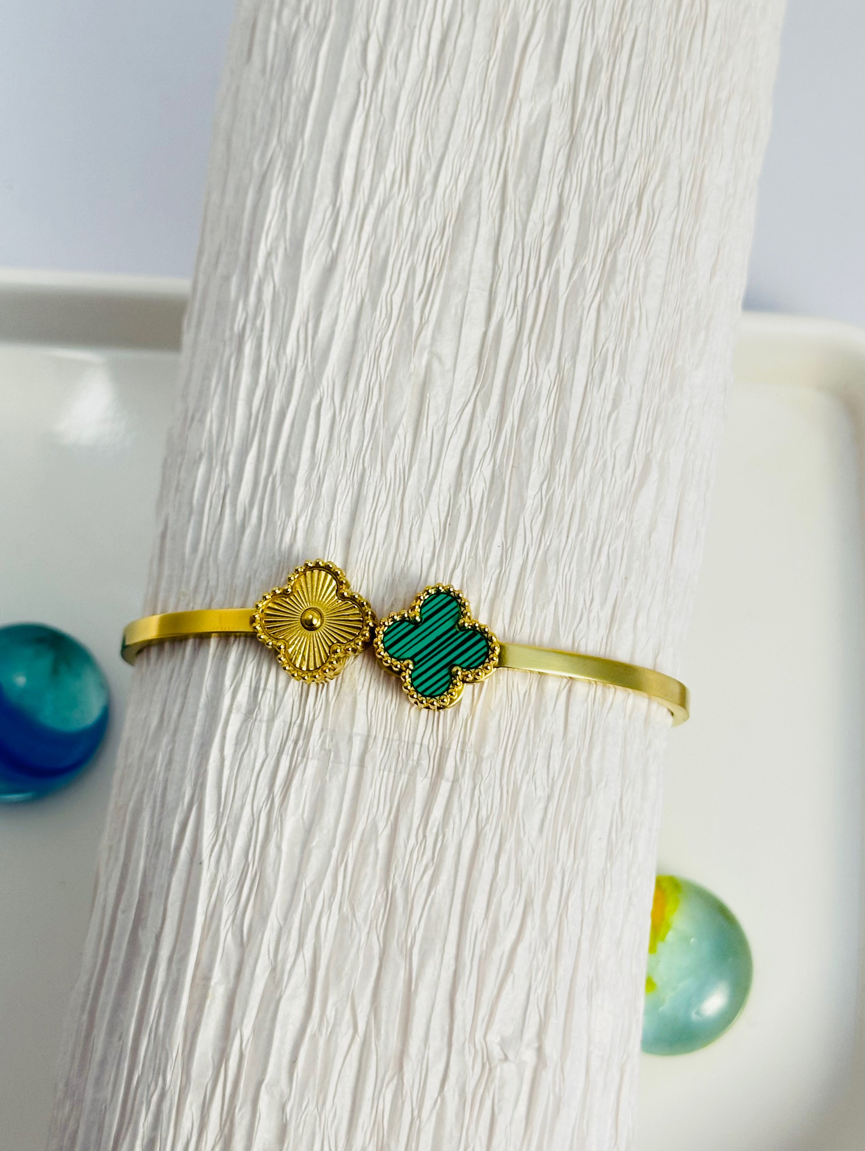 Clover Charm Gold Bracelet – Elegant Green Enamel Bangle by Pratiru