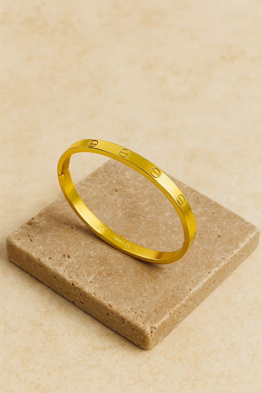 Minimal Gold Screw Bangle – Unisex Anti-Tarnish Bracelet for Daily Elegance