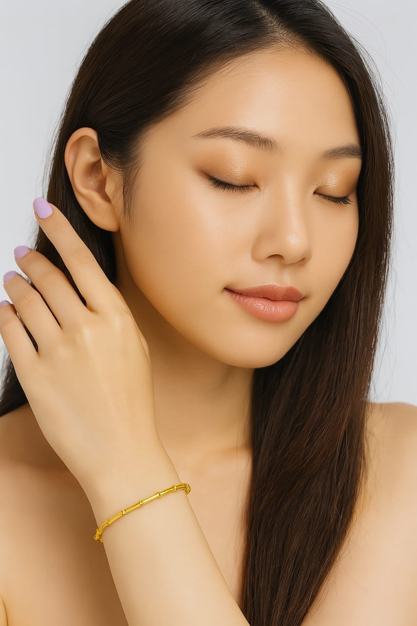 Gold Bamboo Bangle Bracelet – Chic Anti-Tarnish Jewelry | Pratiru