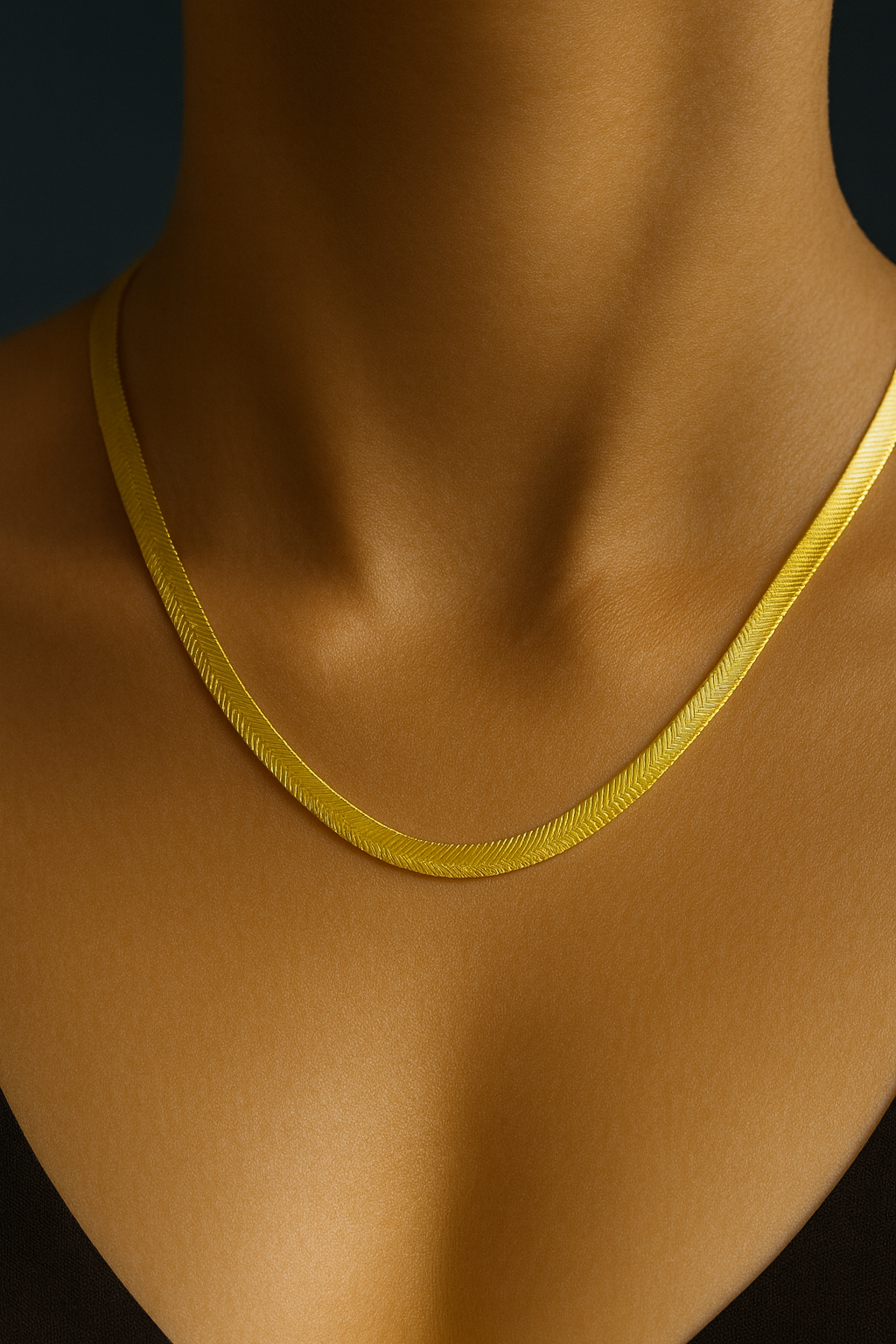 Gold Herringbone Chain Necklace – Sleek, Anti-Tarnish Modern Classic | Pratiru